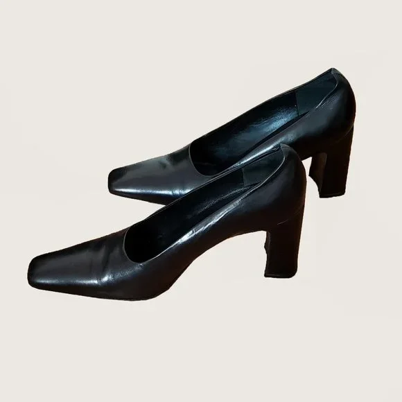 Via Spiga Pumps - Picture 4 of 10